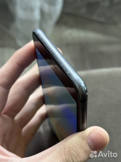 Телефон iPhone 8 plus 64 gb
