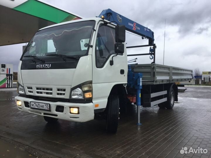 Isuzu NQR75 с КМУ, 2009