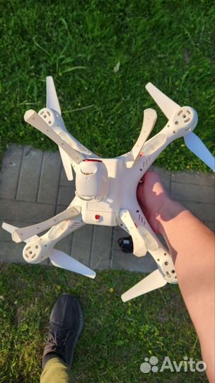 Квадрокоптер с камерой X8SW