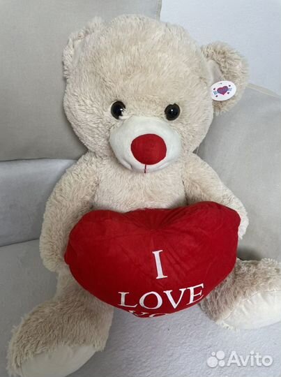 Большие плюшевые медведи
