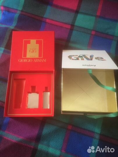 Коробка подарочная Sisley