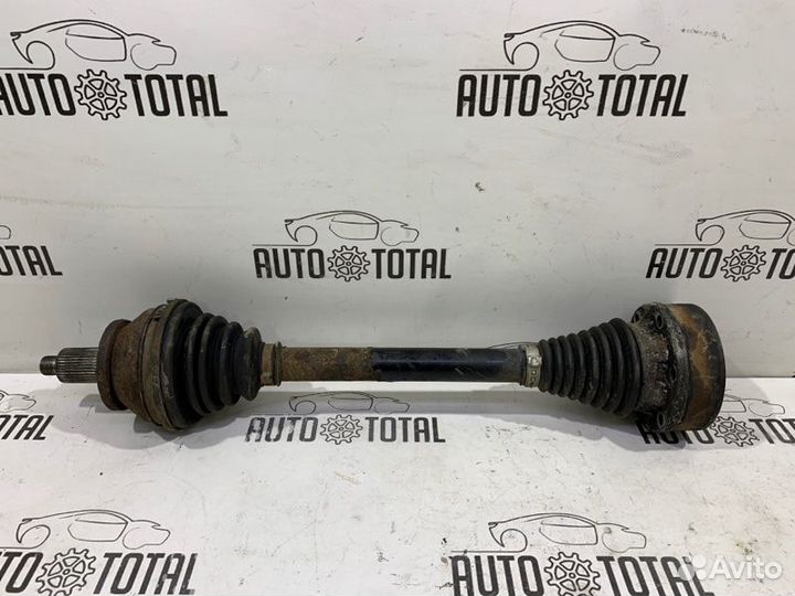 Привод левый Volkswagen Polo sedan (MK5) cfna 2013