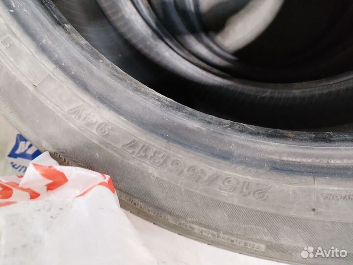 Yokohama dB Decibel E70N 215/55 R17 94V