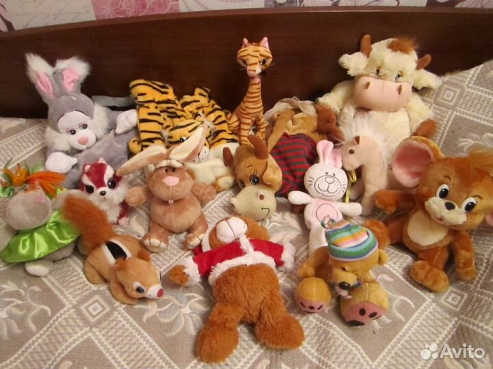 Игрушки мягкие разные, котенок басик