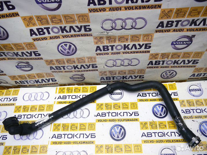 Патрубок радиатора верхний Вольво XC60 S60-2 S80-2