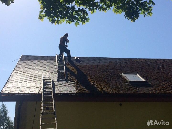 Мойка крыш и обработка от мха с гарантией 5 лет