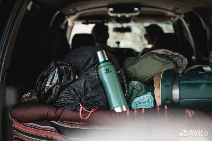 Термос stanley Classic 1L темно-зеленый Sta610