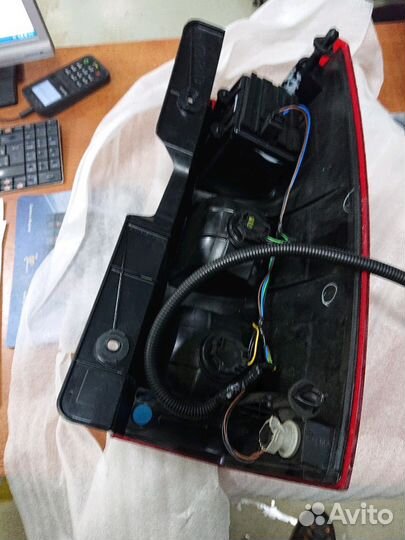 25934723/22837837 tahoe/yukon фонарь задний левый