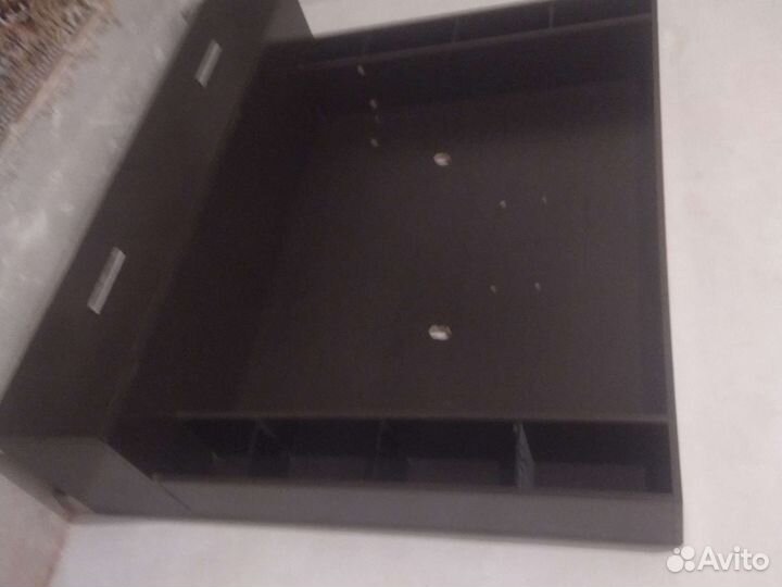 Подставка для телевизора