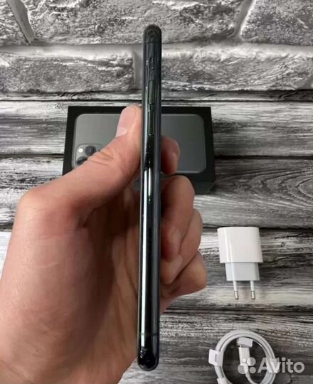 iPhone 11 Pro, 64 ГБ