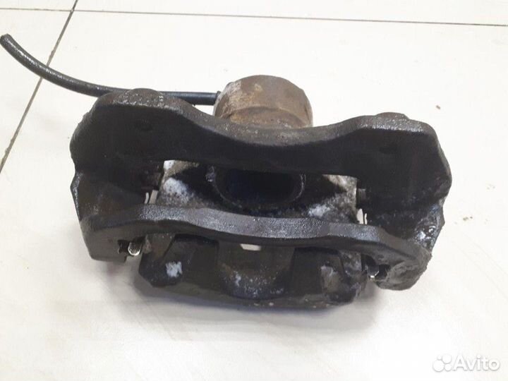 Суппорт передний левый