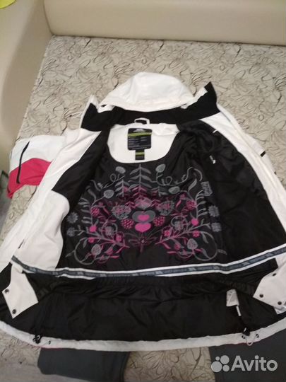 Костюм лыжный женский