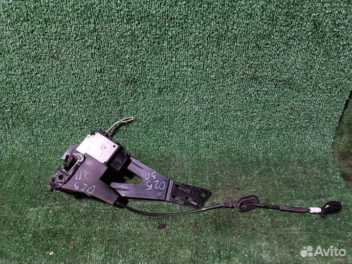 Замок двери задней правой Ford Fusion I рестайлинг