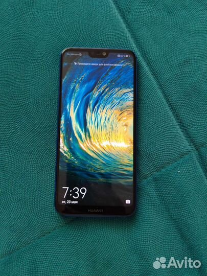 Телефон Huawei
