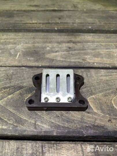 Лепестковый клапан Honda Dio 50 AF-18E