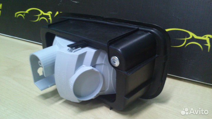 Катафот в задний бампер Mitsubishi Lancer 9