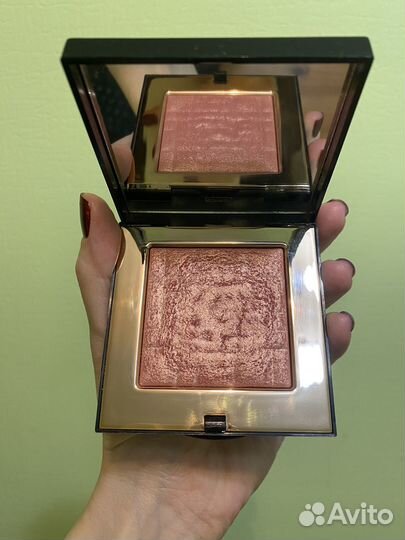 Румяна хайлайтер Bobbi Brown