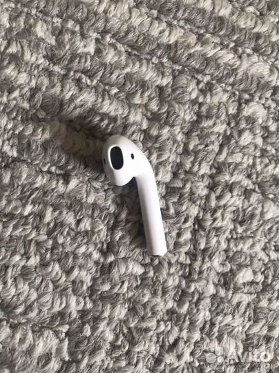 AirPods 2 наушник левый