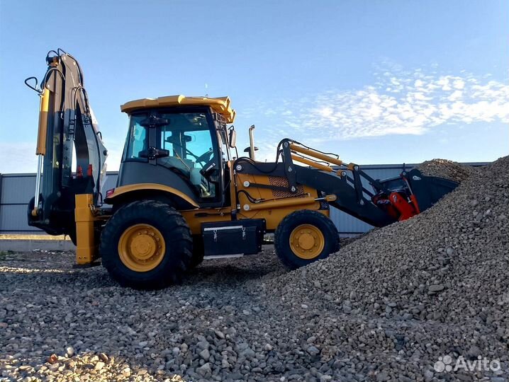 Экскаватор-погрузчик RM-Terex TLB 825-RM, 2022