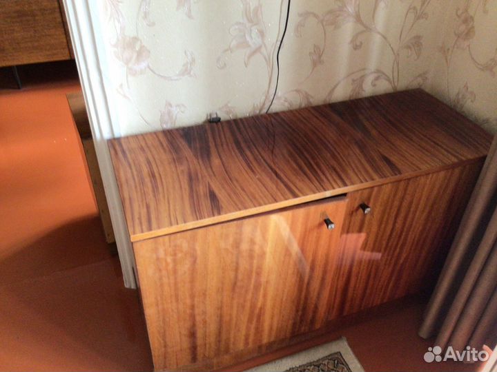 Отдам бесплатно мебель,самовывоз