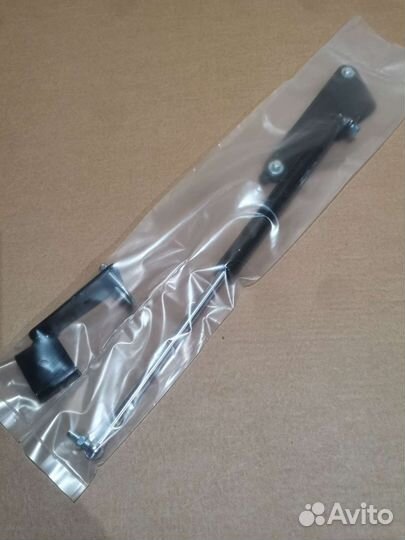 Упор капота (газовые) на все модели нива 4х4