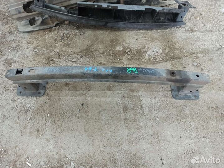 Усилитель заднего бампера Ford Focus 2