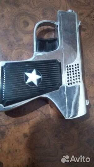 Зажигалка ручной работы