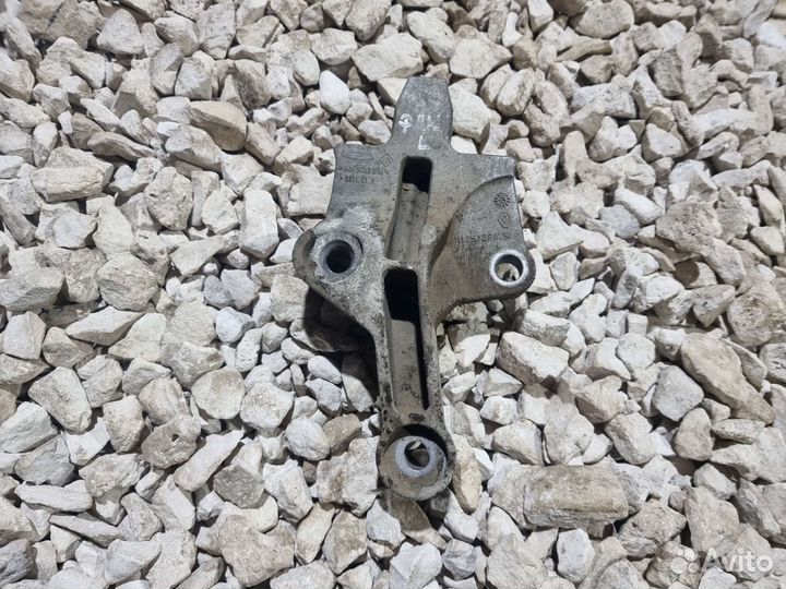 Кронштейн АКПП Флюенс Fluence