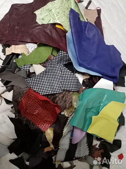 Натуральная кожа, пакет остатков 2.5 кг