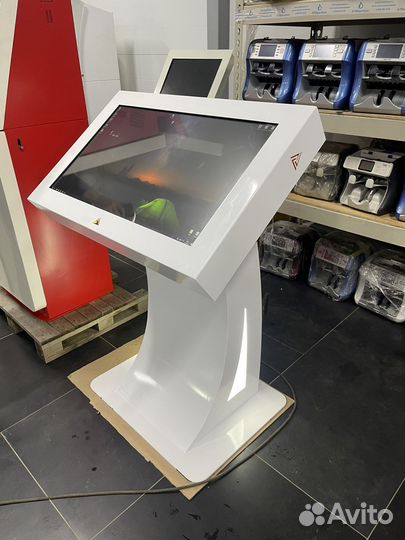 Сенсорный терминал киоск стол интерактивный