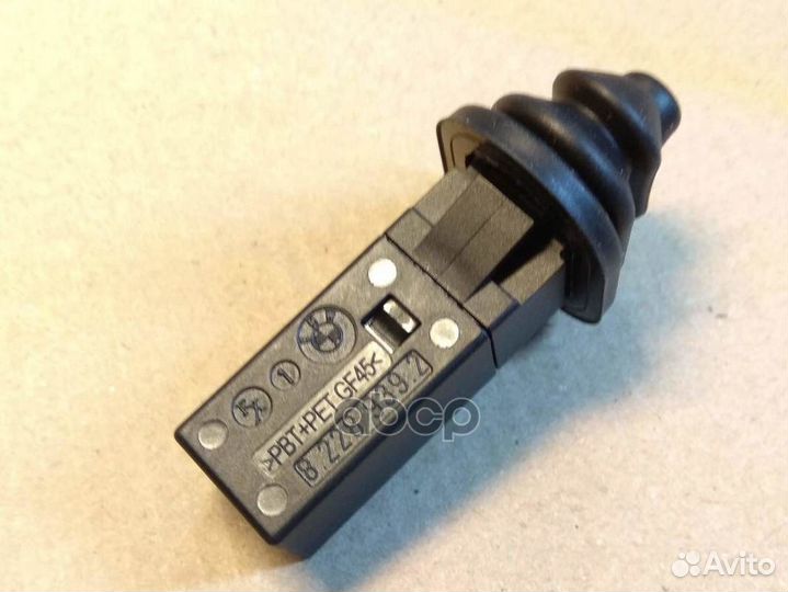 51178228939 Пружина(цена за шт) лючка бензобака