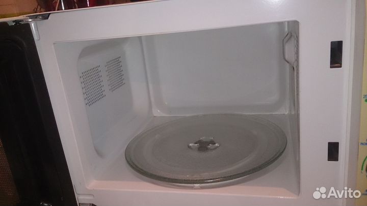 Микроволновая печь