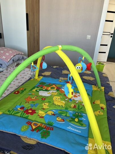 Развивающий коврик