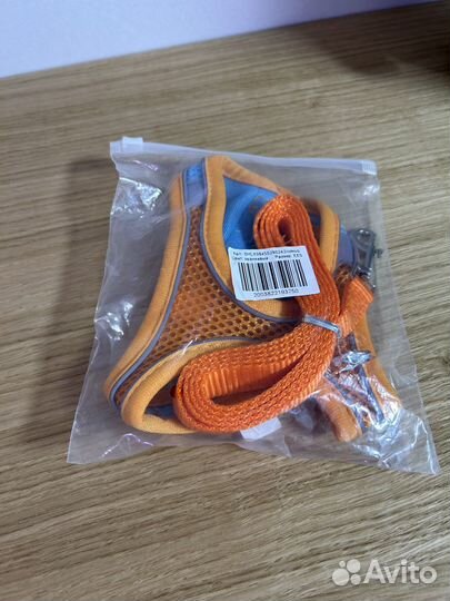 Шлейка новая для маленьких собак или кошек