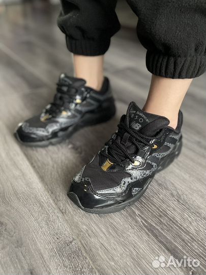 Кроссовки женские 38 размер