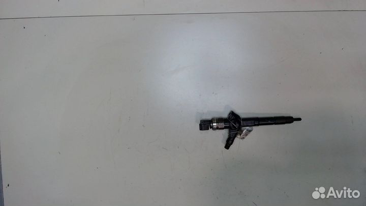 Форсунка топливная Nissan X-Trail (T30), 2005