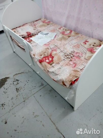 Кроватка детская Одинарная 1700-800