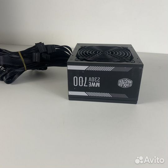 Блок питания Cooler Master MWE White 700 V2