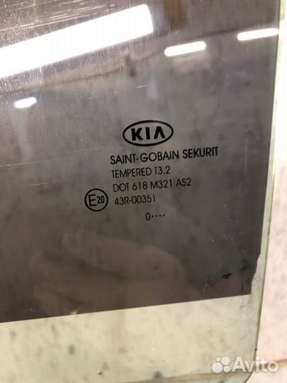 Стекло заднее левое KIA Sportage 3