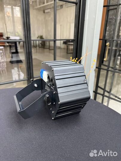 Световой прибор Portman ретро блайндер