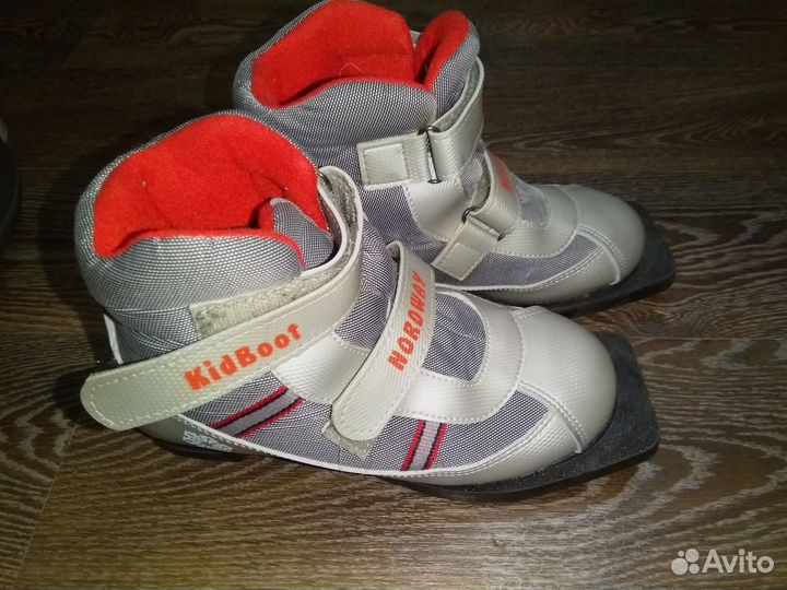 Лыжные ботинки 35-36 размер