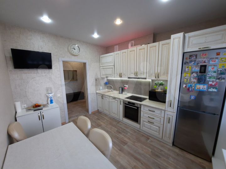 3-к. квартира, 110 м², 9/10 эт.