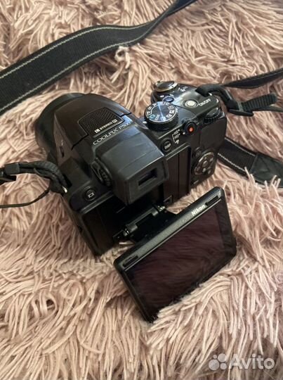 Компактный фотоаппарат