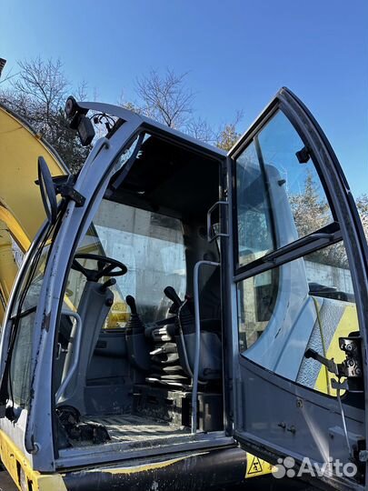 Колёсный экскаватор New Holland MH City, 2008