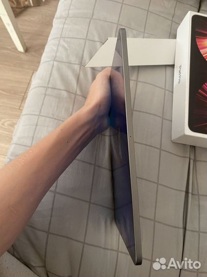 iPad Pro 11 m1 (мелкий дефект )