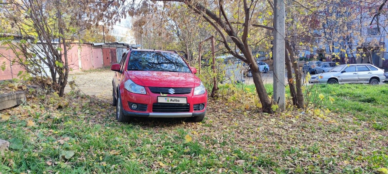 Suzuki SX4: фото владельца