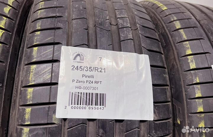 Pirelli P Zero PZ4 245/35 R21 94Y