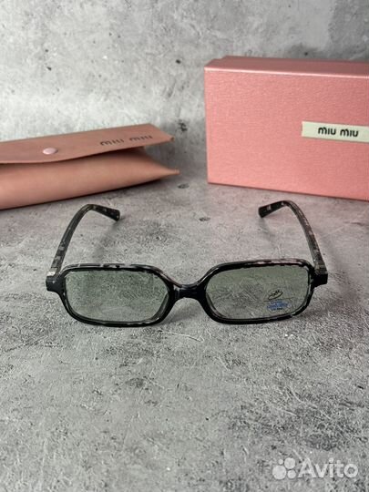 Очки Miu Miu фотохромные