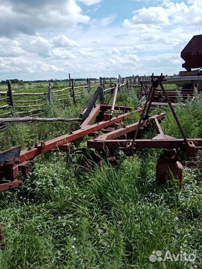 Плуги 6-ти корпусной