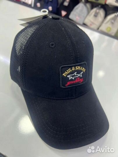 Новые кепки в ассортименте